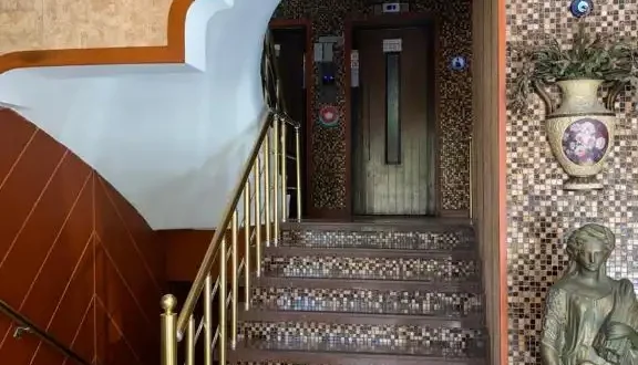 MONOPOLO IST 44 هتل