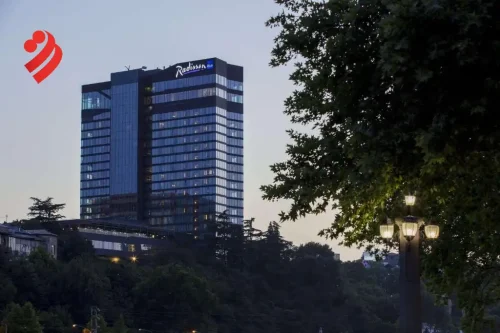 هتل 5 ستاره رادیسون بلو ایوریا